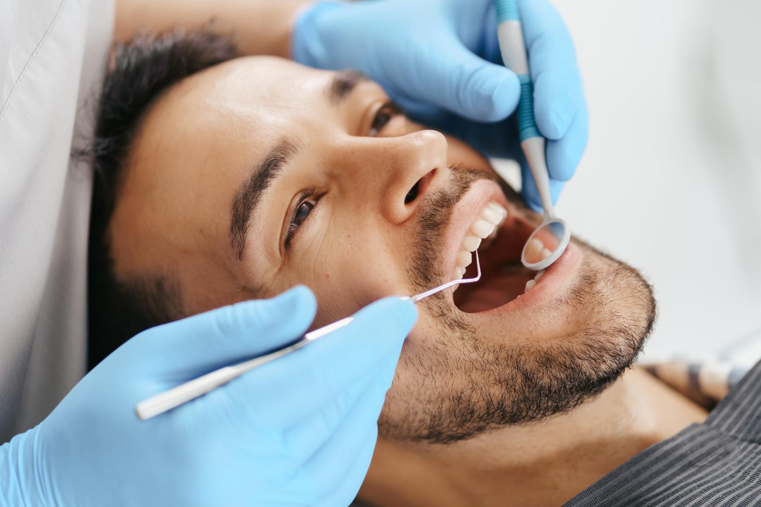 checking in with dentist in maple ridge lumina dental